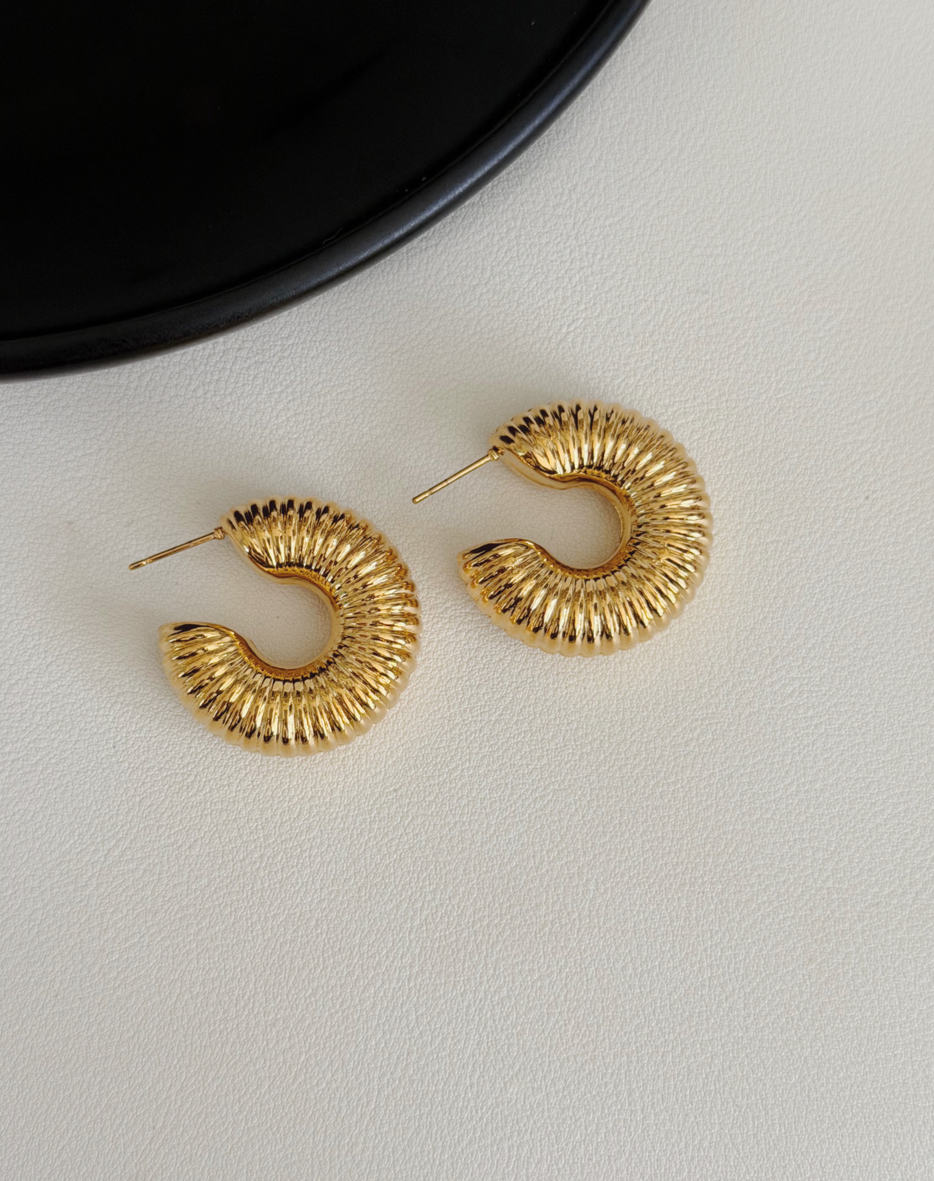 Bela earrings