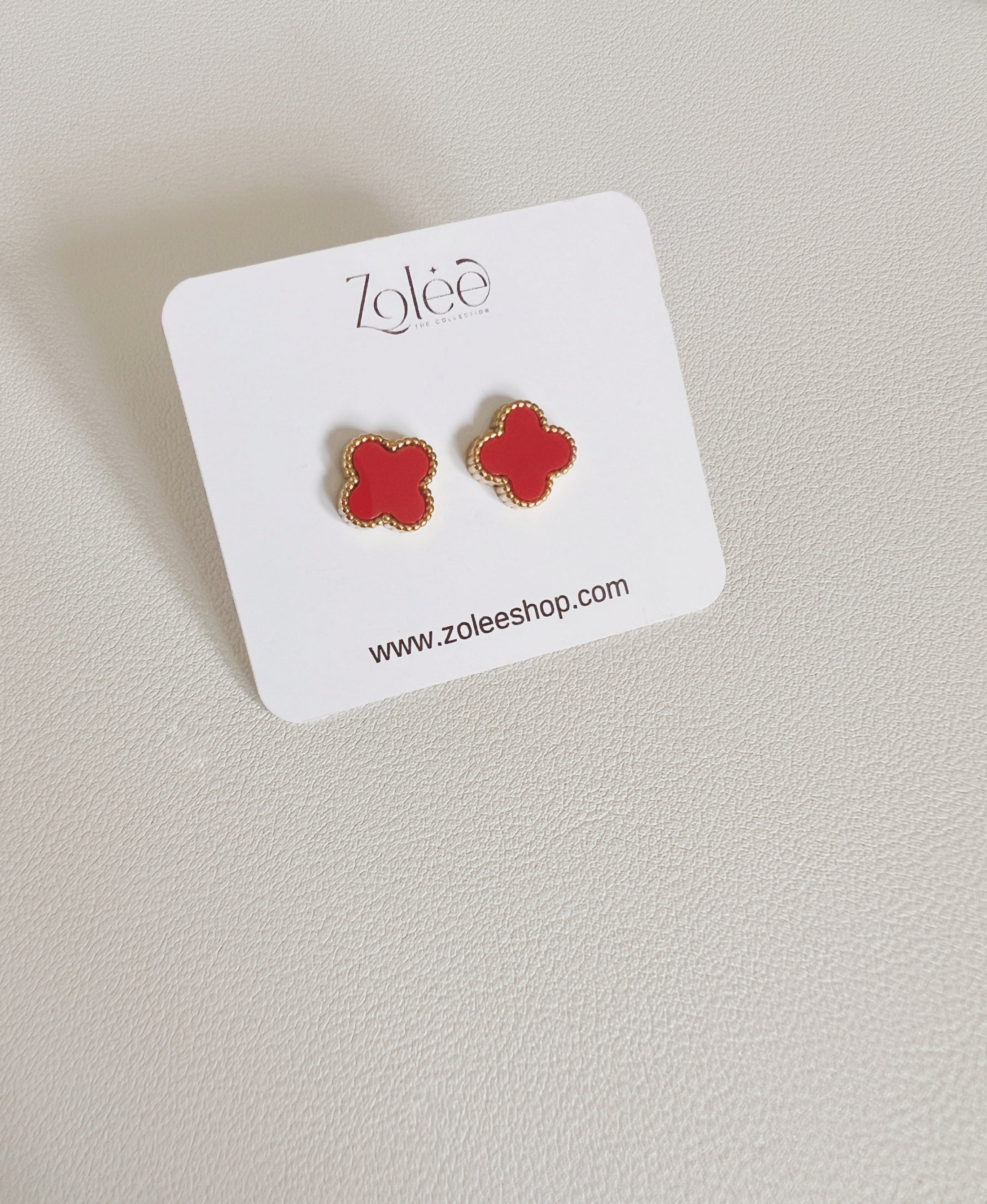 small  clover stud
