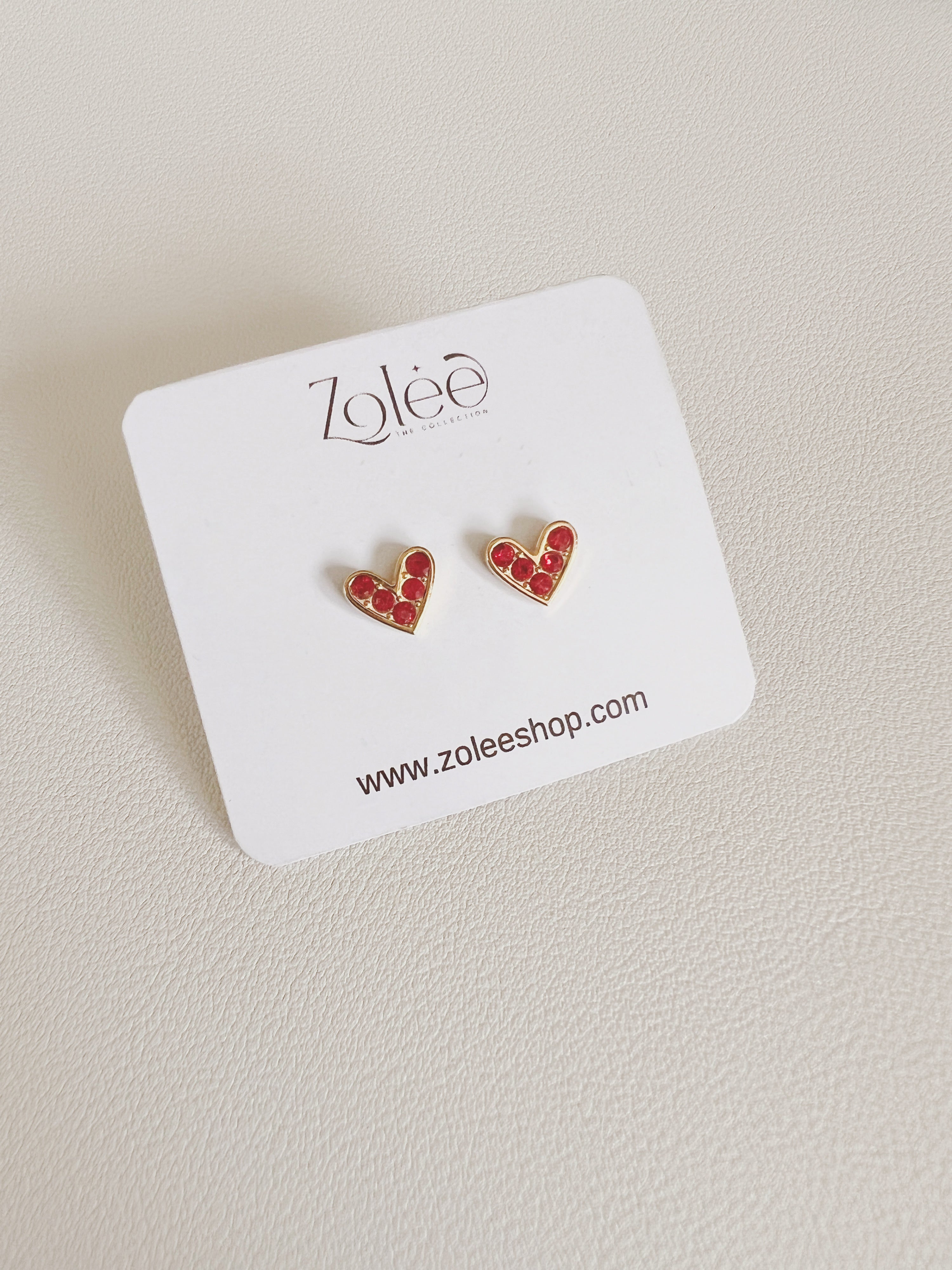 Mini red heart stud
