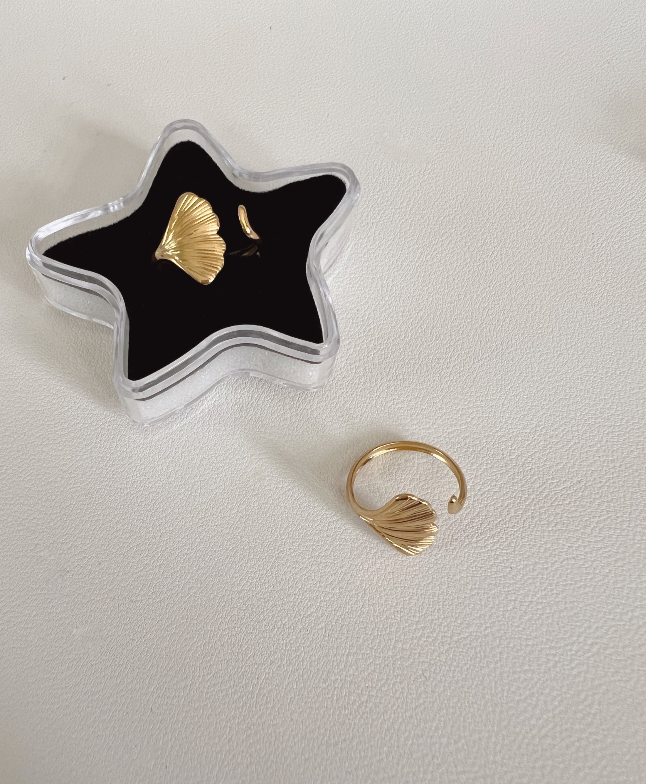 Salty shell ring