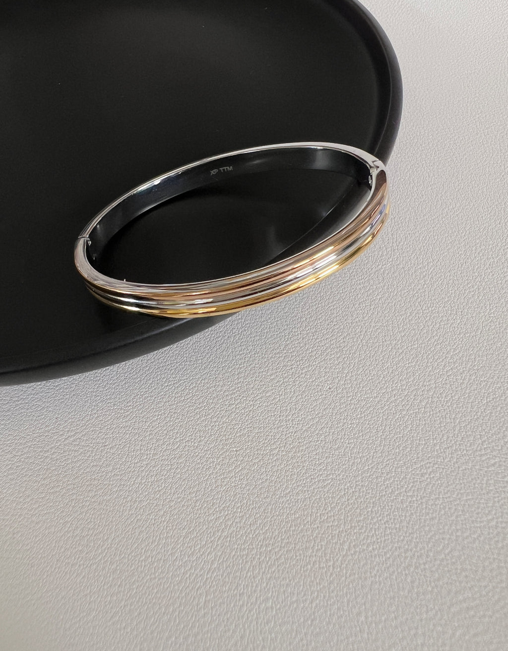 Zoni  bangle