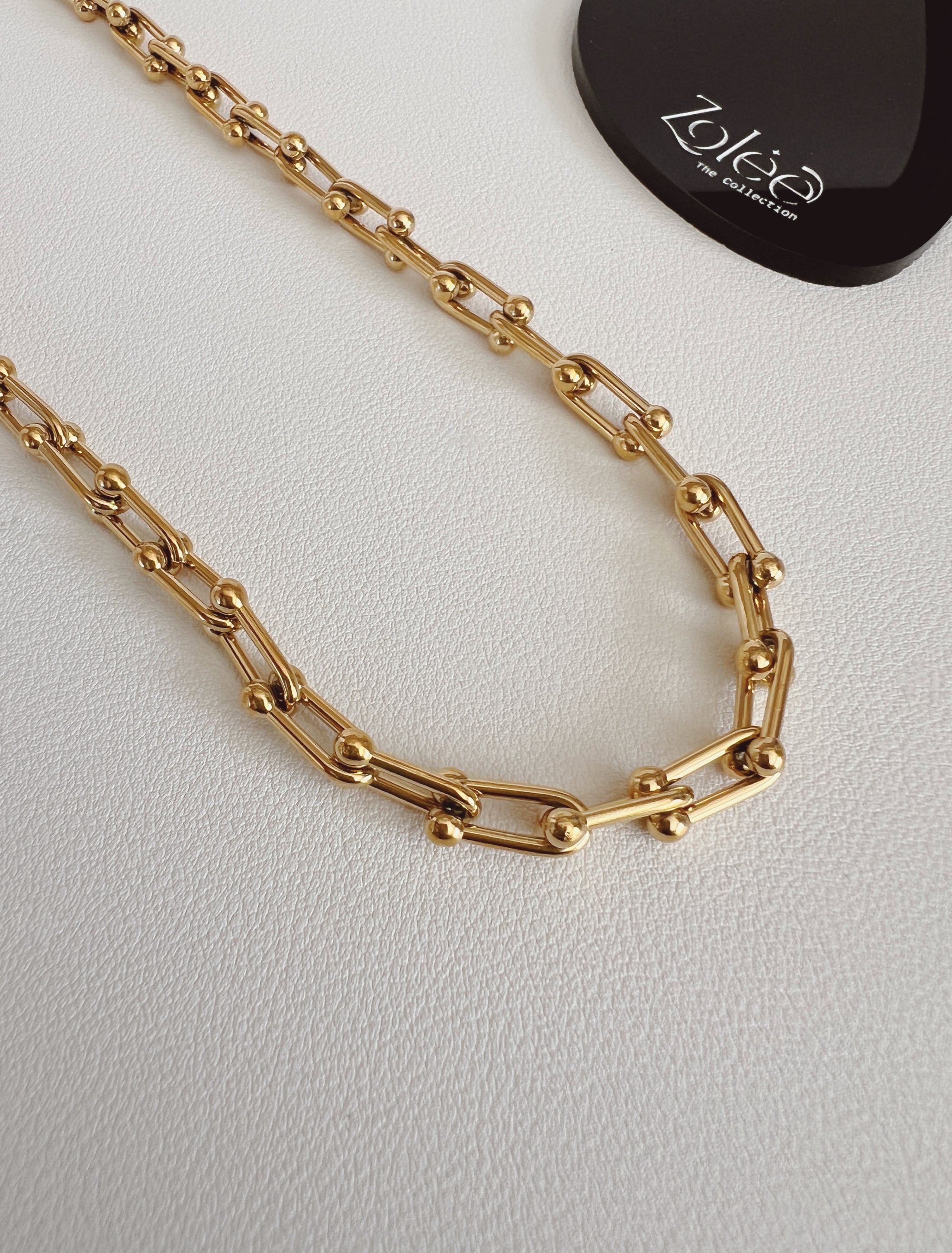 Mel necklace