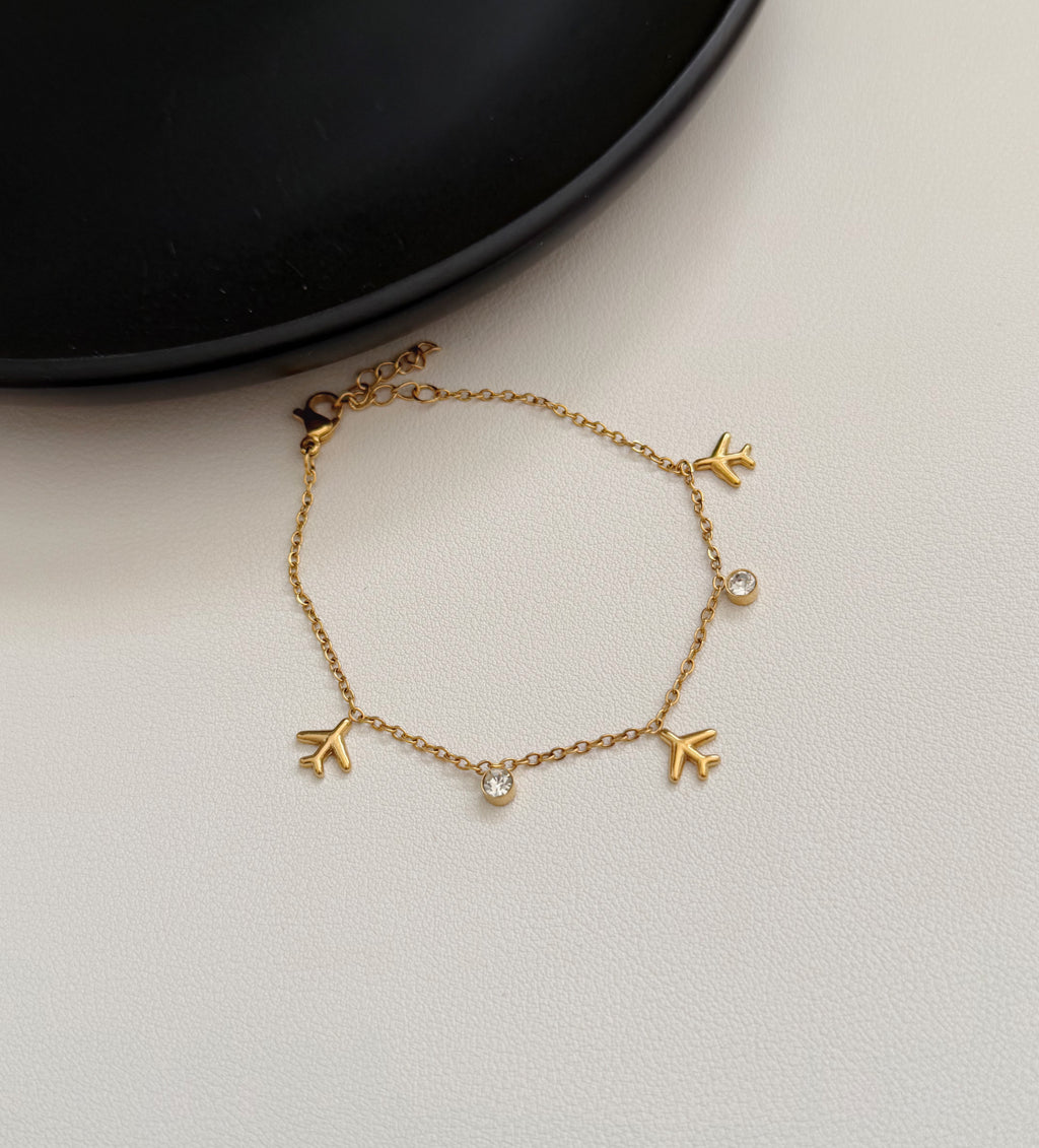 Travel lover bracelet