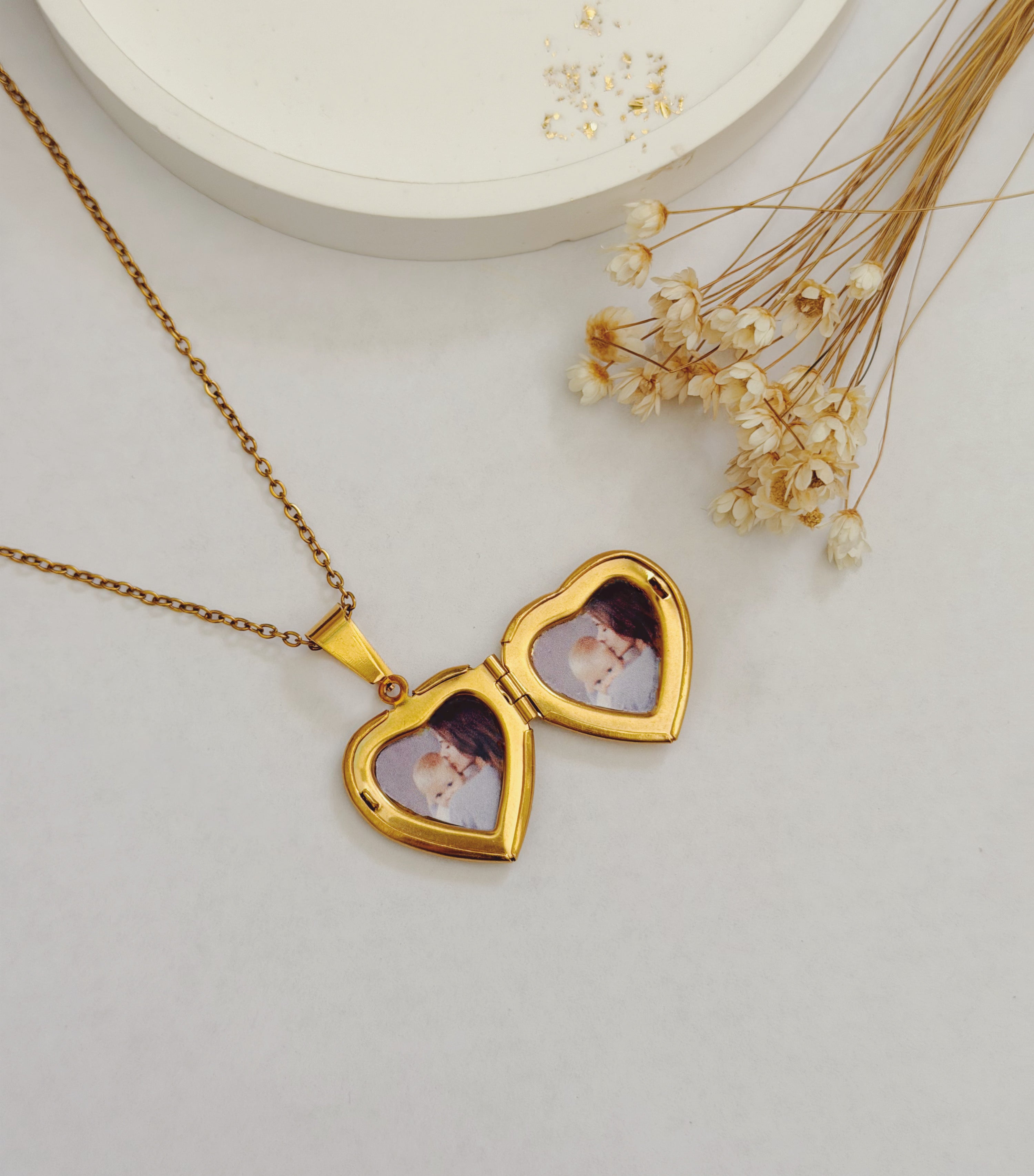 Morelia Photo necklace