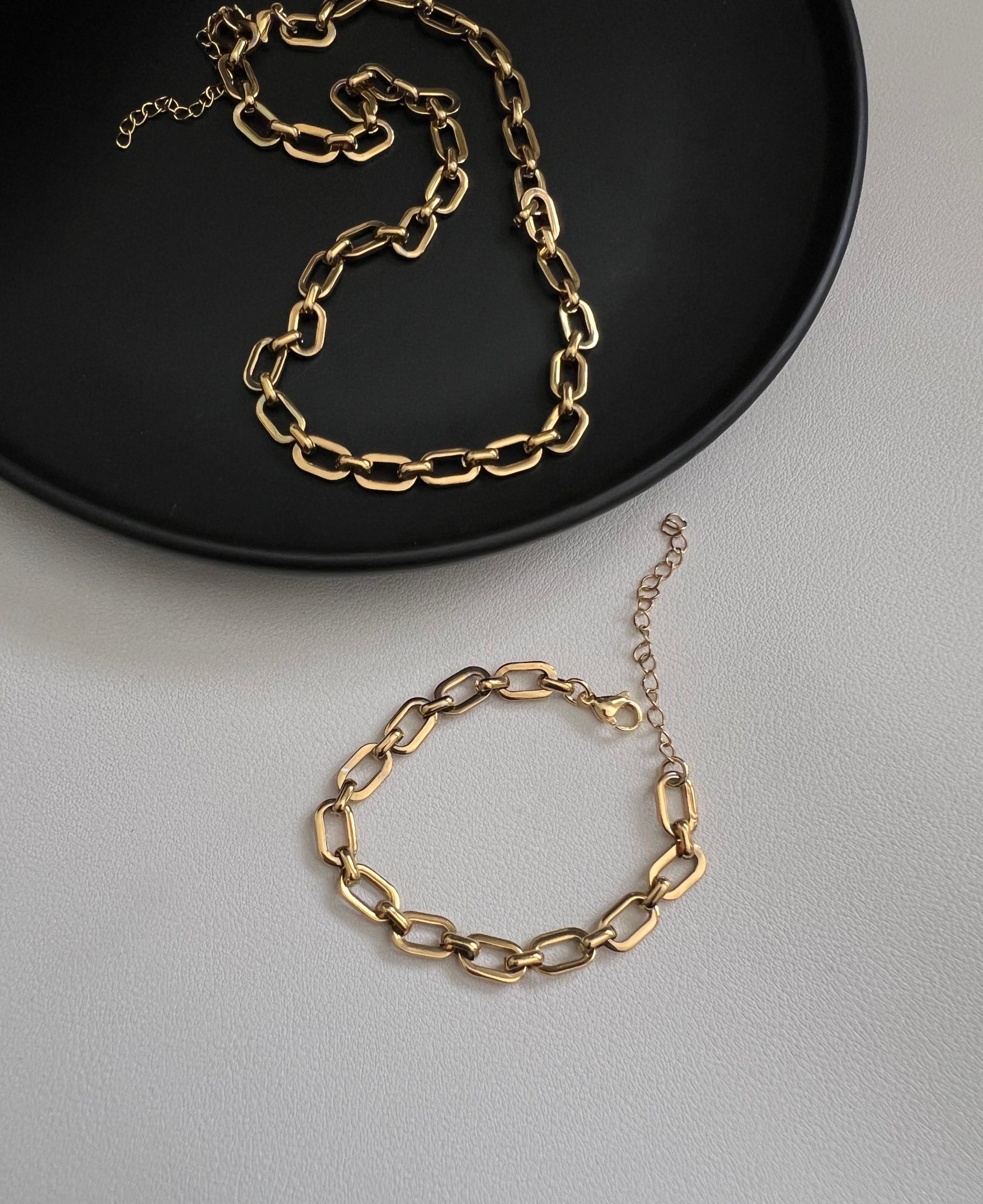 Bianca  necklace