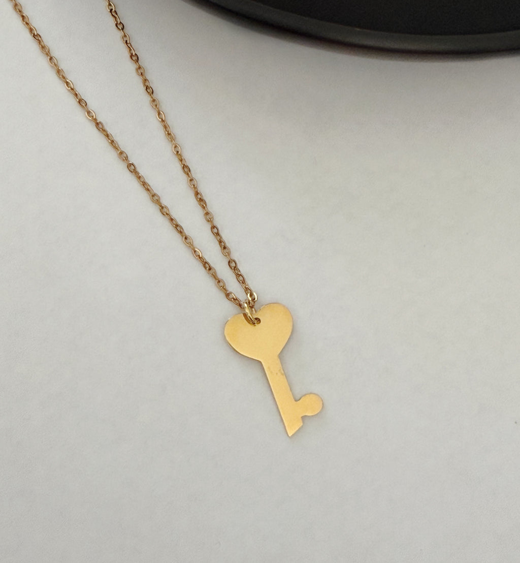 Key heart necklace