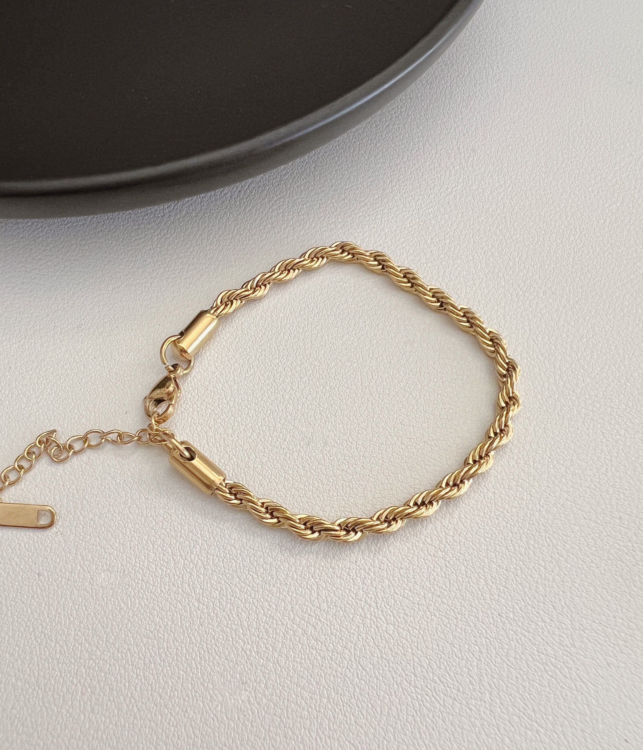 Rope bracelet