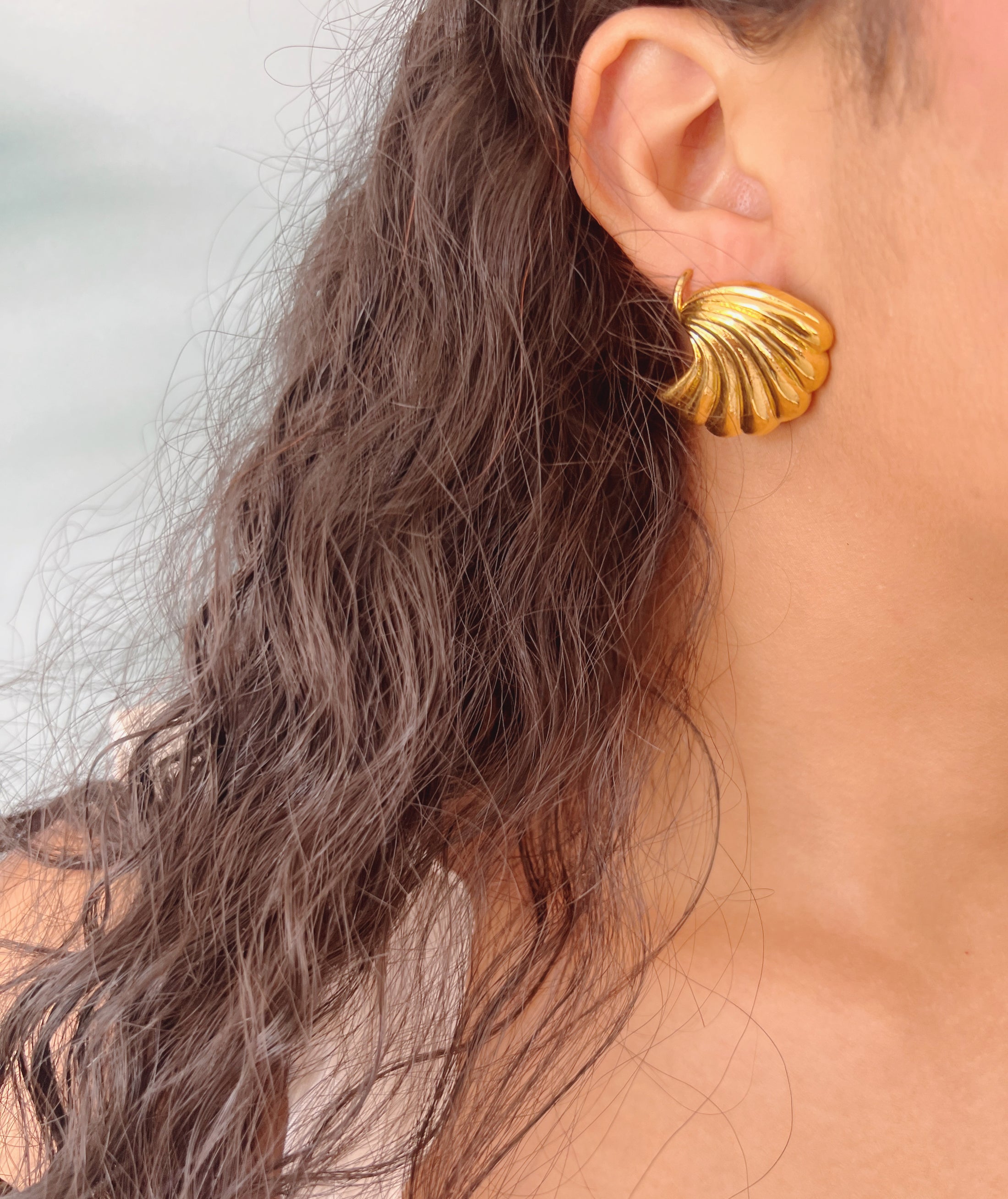 Tropical  summer studs