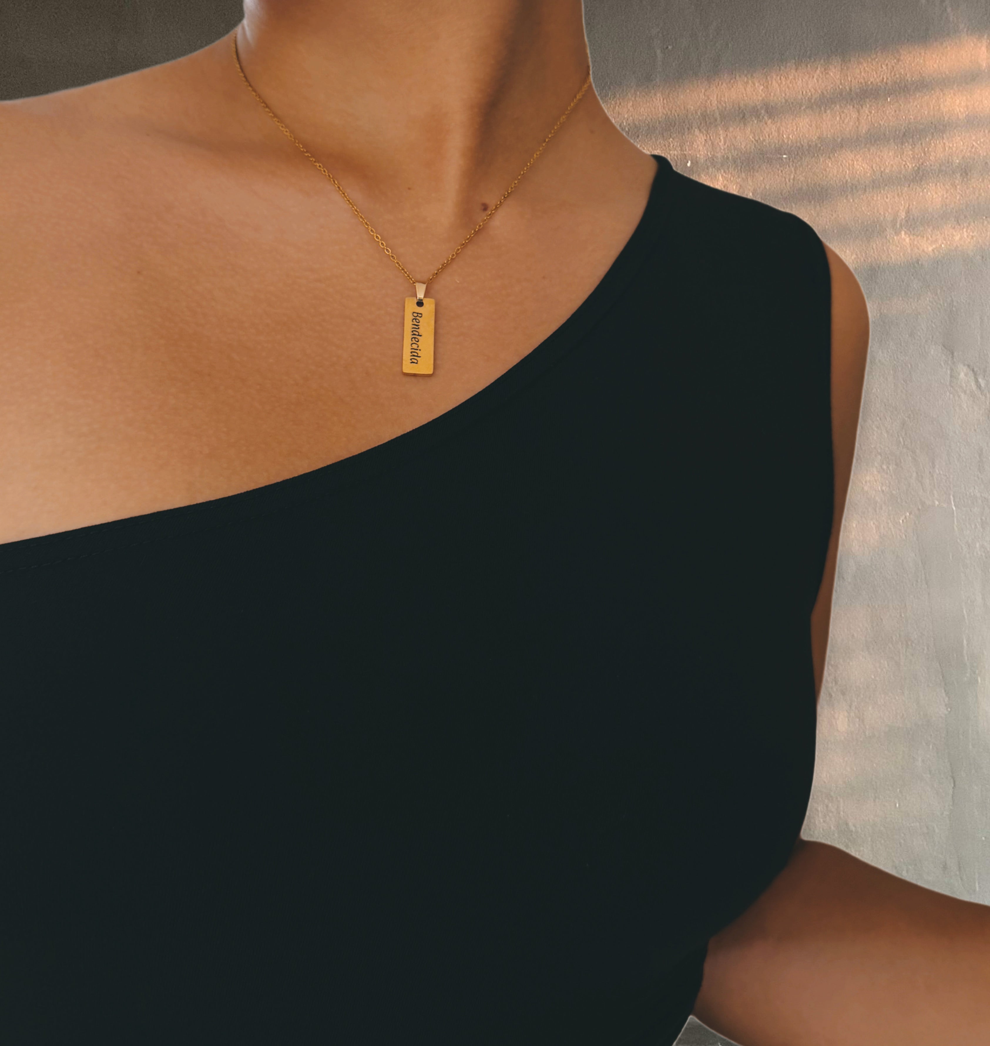 Abu necklace