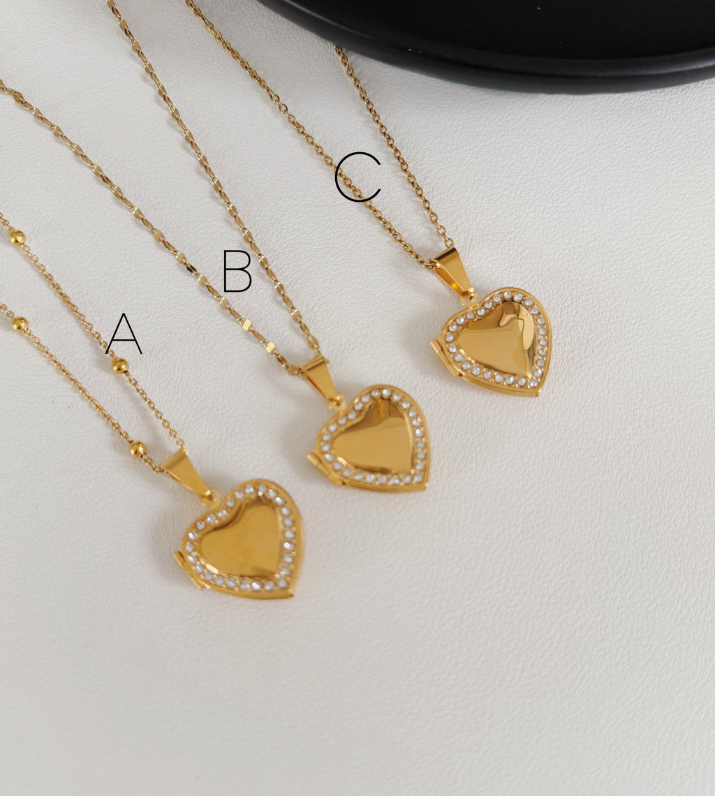 Morelia Photo necklace