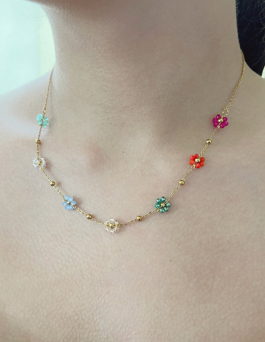 Multicolor flower necklace