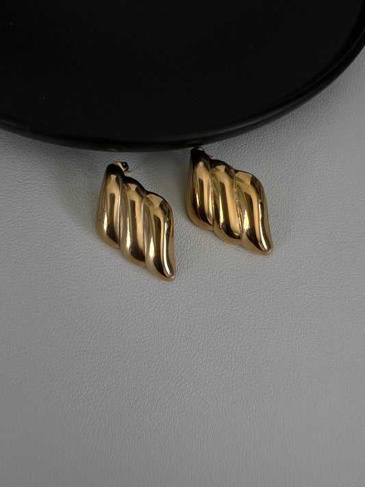 Thais earrings